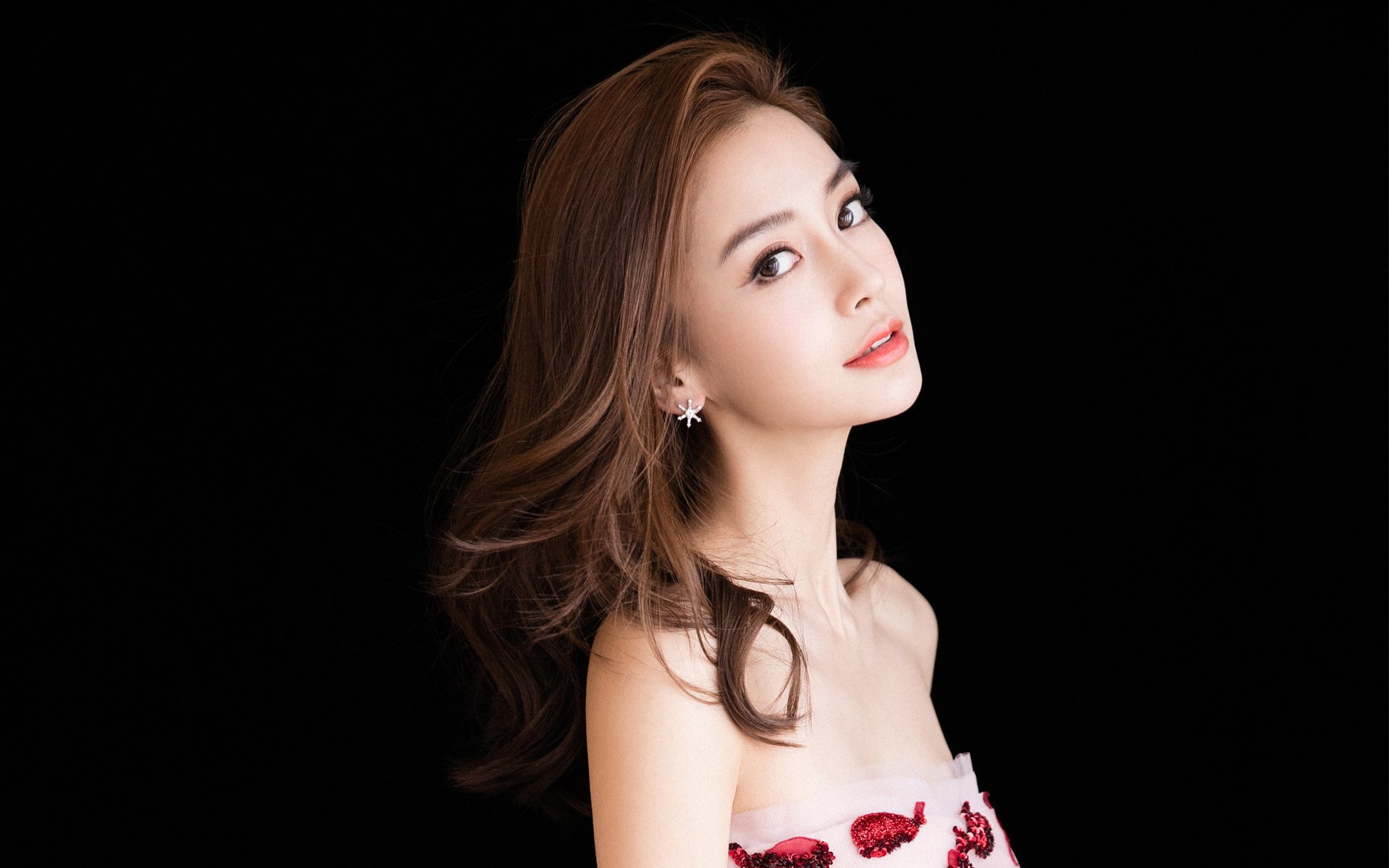 羽毛球全英公开赛中国选手表现出色,羽毛球全英公开赛是什么级别