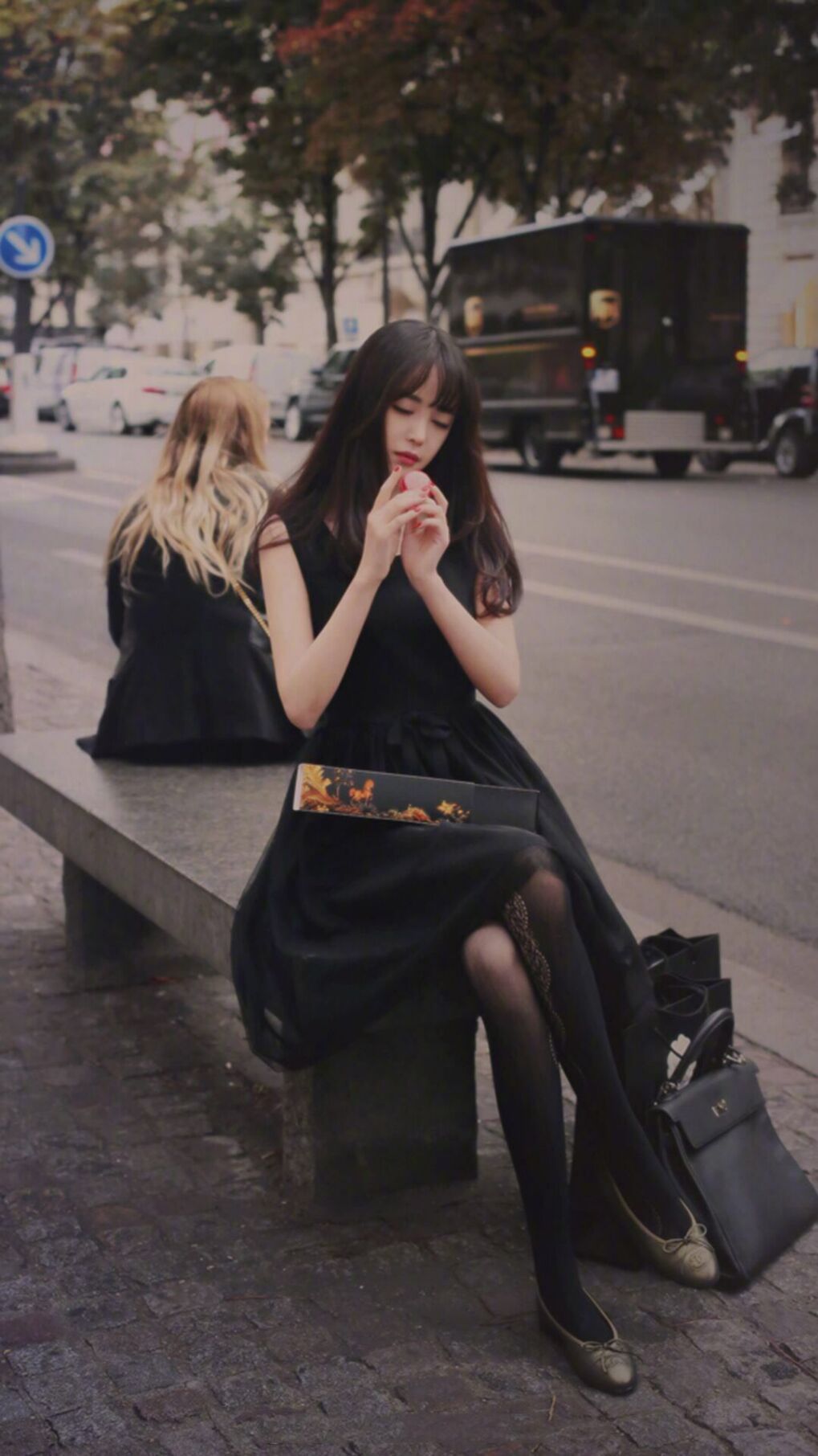 马赛队临近比赛,备战工作有条不紊,马赛队队徽