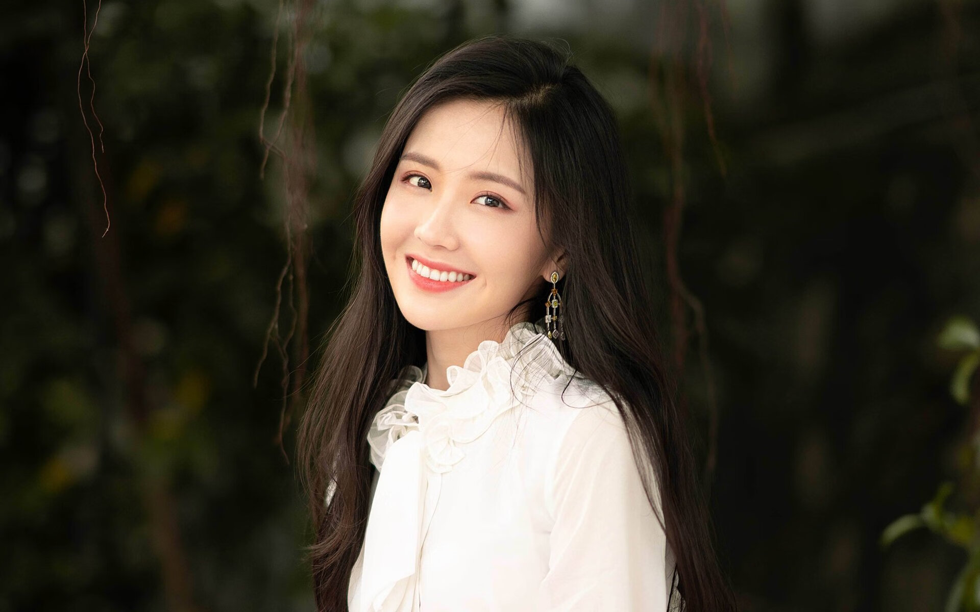 转会窗口即将关闭,新月加速引援