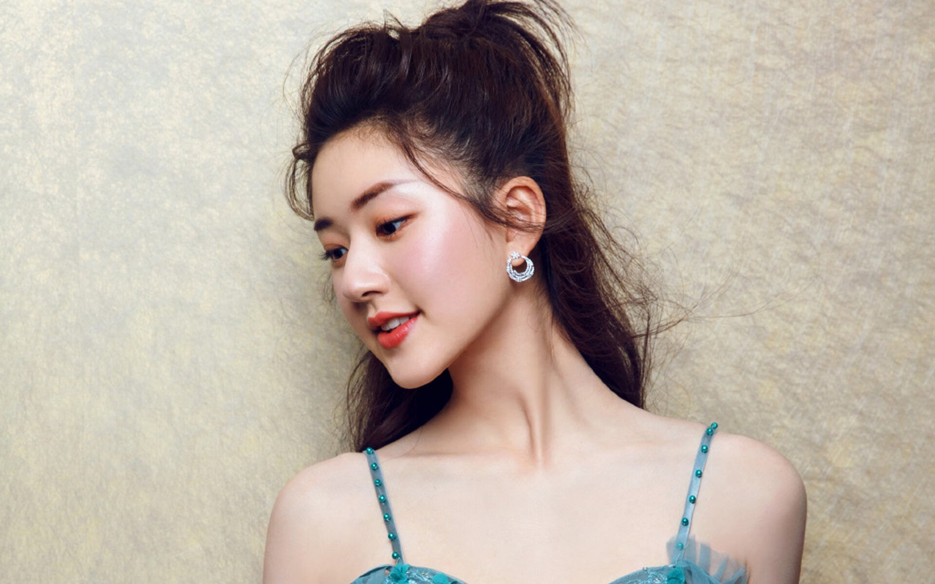 塞维利亚保持连续胜利，冲击欧洲比赛资格