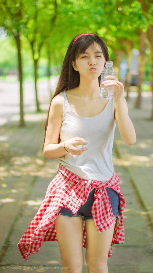 王楚钦直播分享比赛心路历程，王楚钦19_0